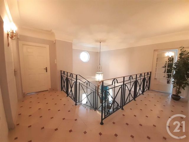 Maison à vendre - 9 pièces - 232,18 m2 - St Remy Les Chevreuse - 78 - ILE-DE-FRANCE