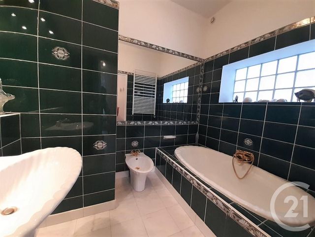 Maison à vendre - 9 pièces - 232,18 m2 - St Remy Les Chevreuse - 78 - ILE-DE-FRANCE