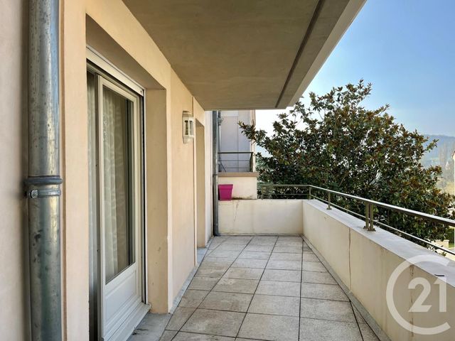 Afficher la photo en grand Appartement F3 à vendre - 3 pièces - 59,39 m2 - Chevreuse - 78 - ILE-DE-FRANCE