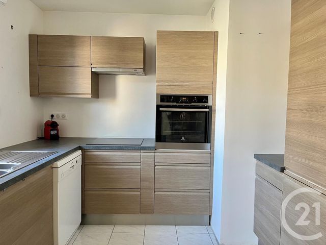 Afficher la photo en grand Appartement F3 à vendre - 3 pièces - 59,39 m2 - Chevreuse - 78 - ILE-DE-FRANCE