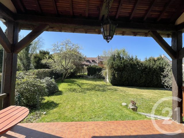 Afficher la photo en grand Maison à vendre - 7 pièces - 160 m2 - St Remy Les Chevreuse - 78 - ILE-DE-FRANCE