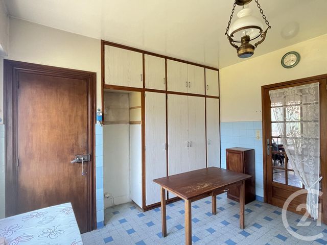 Afficher la photo en grand Maison à vendre - 7 pièces - 160 m2 - St Remy Les Chevreuse - 78 - ILE-DE-FRANCE