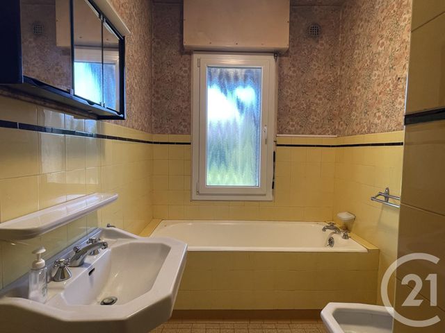 Afficher la photo en grand Maison à vendre - 7 pièces - 160 m2 - St Remy Les Chevreuse - 78 - ILE-DE-FRANCE