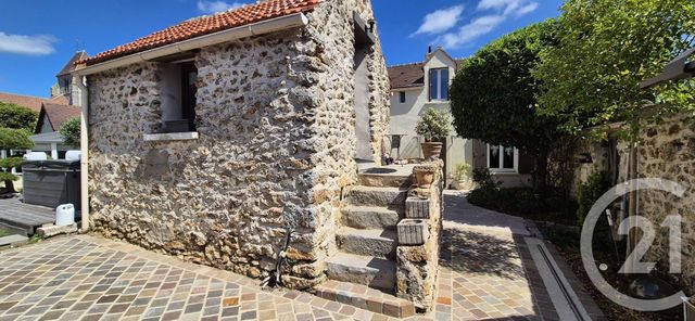 Maison à vendre - 6 pièces - 216 m2 - Cernay La Ville - 78 - ILE-DE-FRANCE
