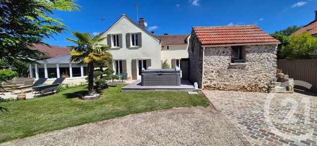 Maison à vendre - 6 pièces - 216 m2 - Cernay La Ville - 78 - ILE-DE-FRANCE