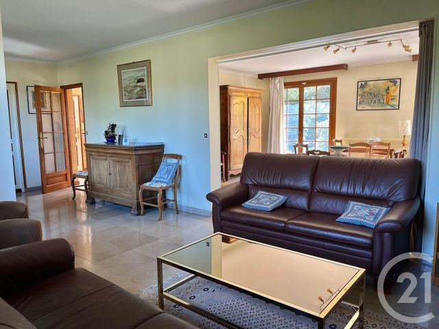 Afficher la photo en grand Maison à vendre - 9 pièces - 202 m2 - St Remy Les Chevreuse - 78 - ILE-DE-FRANCE
