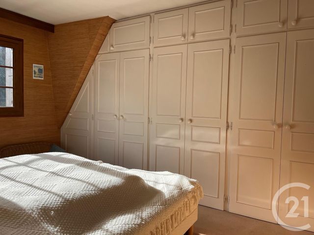 Afficher la photo en grand Maison à vendre - 9 pièces - 202 m2 - St Remy Les Chevreuse - 78 - ILE-DE-FRANCE