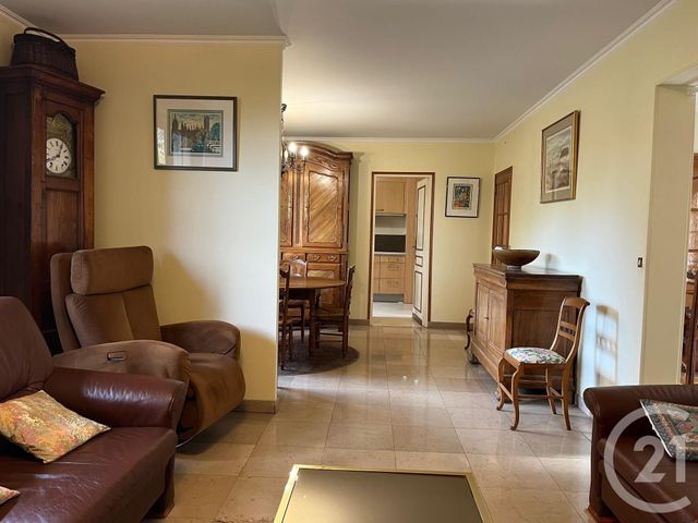 Afficher la photo en grand Maison à vendre - 9 pièces - 202 m2 - St Remy Les Chevreuse - 78 - ILE-DE-FRANCE