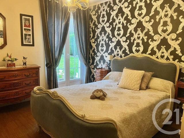 Maison &agrave; vendre - 7 pi&egrave;ces - 118 m2 - St Remy Les Chevreuse - 78 - ILE-DE-FRANCE