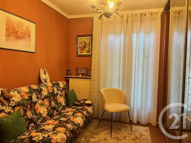 Maison &agrave; vendre - 7 pi&egrave;ces - 118 m2 - St Remy Les Chevreuse - 78 - ILE-DE-FRANCE